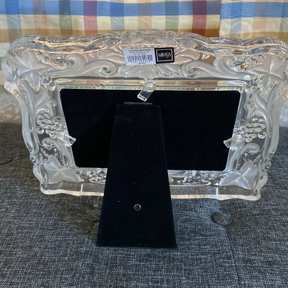 Mikasa duet frame